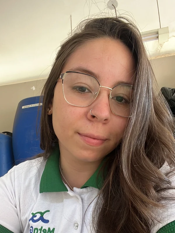 Retrato de Fernanda Viana Moreira Silva, Estagiária da MetaGen.